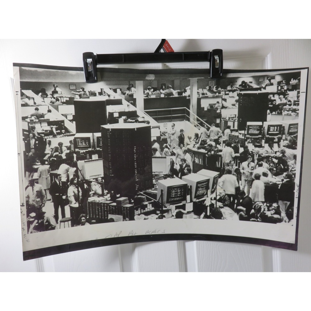 Press Photo opening day Chicago Board Options Exchange CBOE April 26 1973 23x16"
